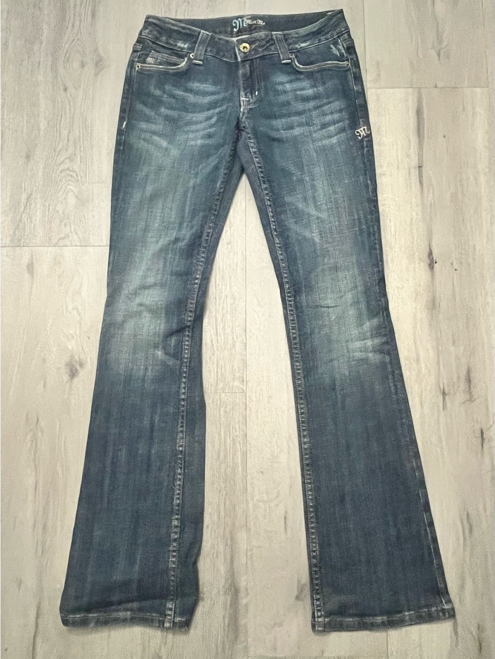 Miss Me Flared Jeans in Dark Blue Wash